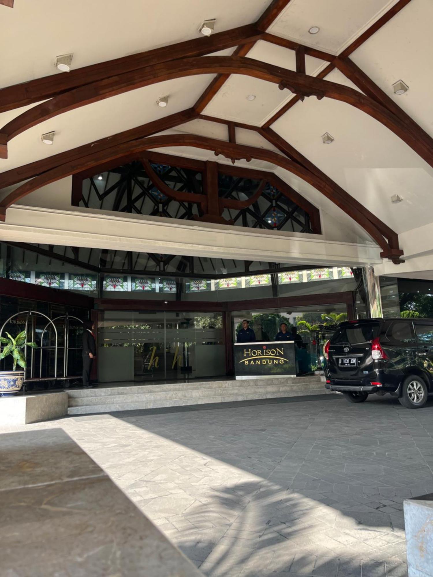 Horison Ultima 4* Bandung